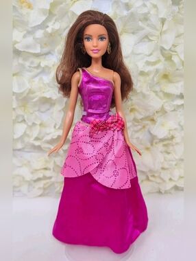 🎀 Mattel Barbie Fashionistas Teresa Princess Doll Brunette Brown Eyes Friend